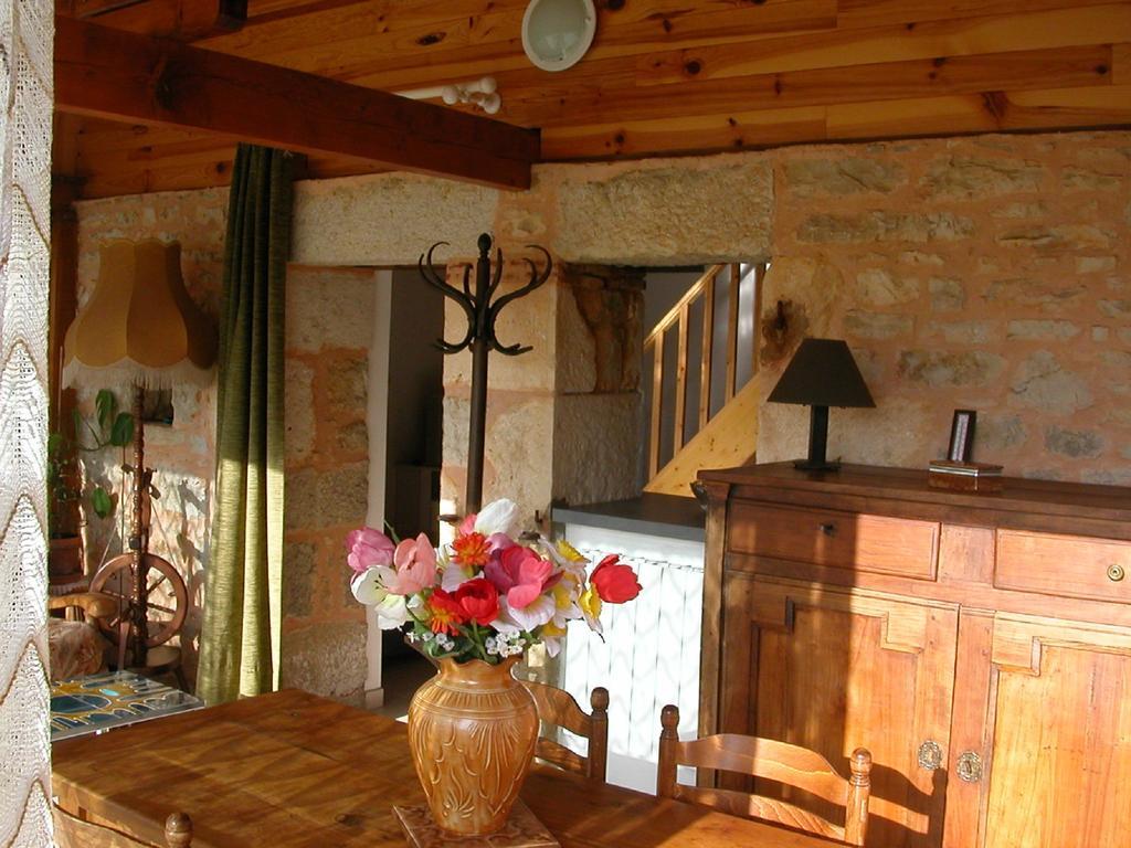 Holiday home Hameau Les Combelles Martel