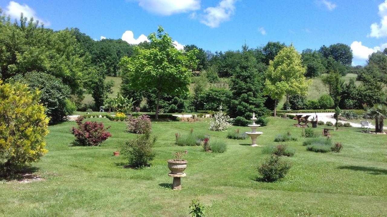 Hameau Les Combelles * Martel